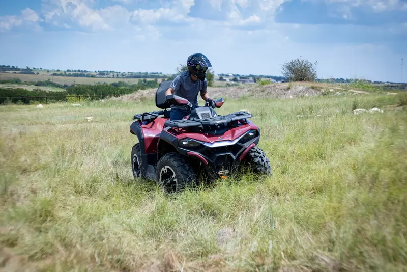 Dvosjedna izvedba Hisun Guardian 550L